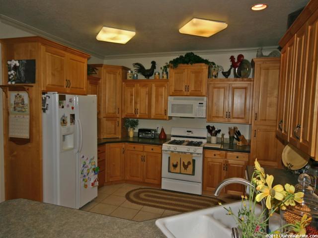 853 N 800 W, Lewiston, UT 84320 — photo 2