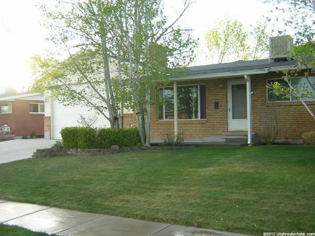 863 Elm St, Layton, UT 84041 — photo 2