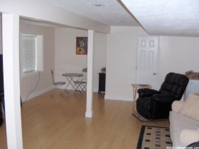 1083 E Larkspur Dr, Sandy, UT 84094 — photo 11