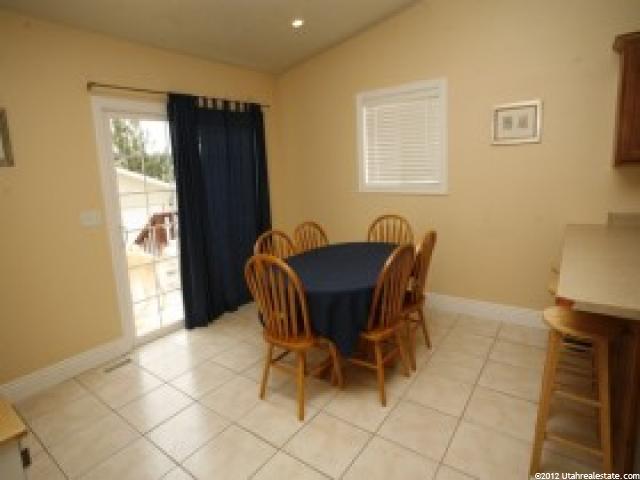 1083 E Larkspur Dr, Sandy, UT 84094 — photo 4