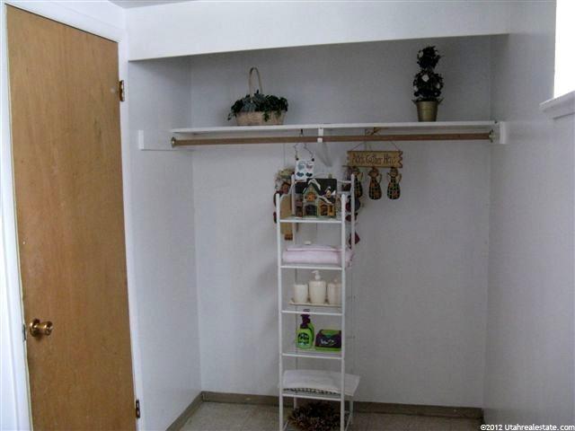 612 S 200 W, Providence, UT 84332 — photo 9