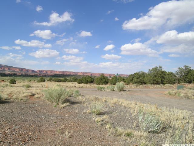 10 S Red Ridge Rd E, Torrey, UT 84775 — photo 2