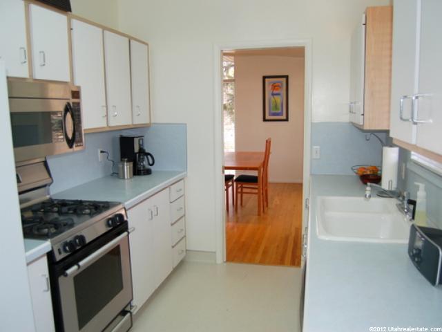 2032 E Ribbon Ln, Holladay, UT 84117 — photo 4