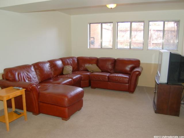 2032 E Ribbon Ln, Holladay, UT 84117 — photo 7