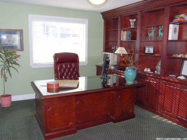 3855 S Bridlewood Dr, Bountiful, UT 84010 — photo 10