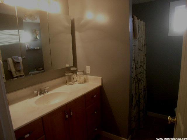 16 S 200 W, Willard, UT 84340 — photo 3