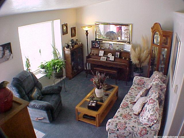 672 W Kit Carson Cir, Centerville, UT 84014 — photo 4