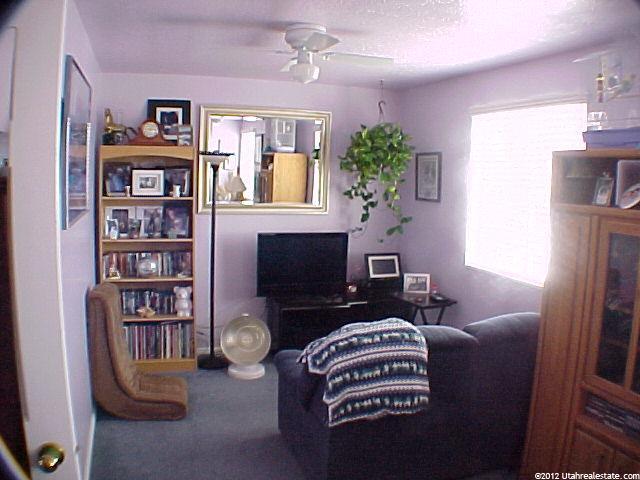 672 W Kit Carson Cir, Centerville, UT 84014 — photo 5