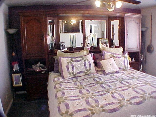 672 W Kit Carson Cir, Centerville, UT 84014 — photo 6