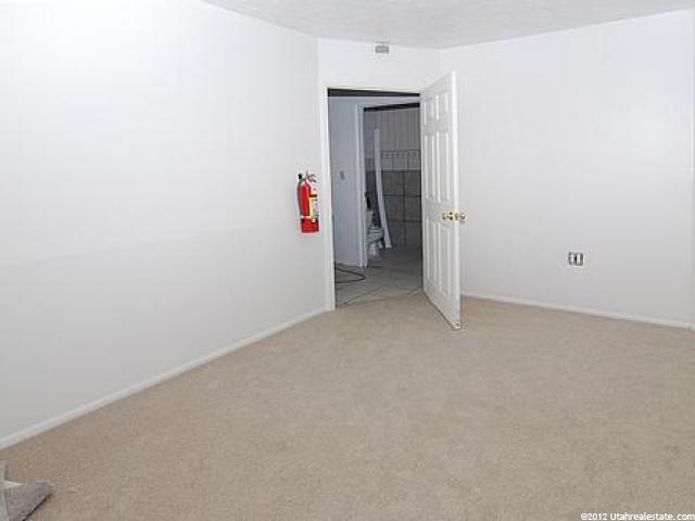 1845 N Main St E, Layton, UT 84041 — photo 9