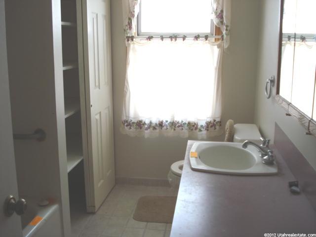147 E 50 S, Malad City, ID 83252 — photo 2