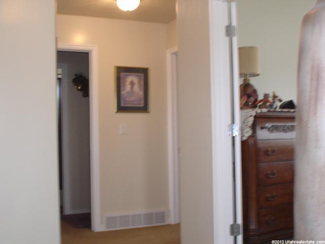 1334 N 2195 W, Clinton, UT 84015 — photo 5
