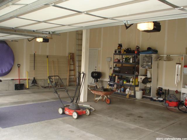 1334 N 2195 W, Clinton, UT 84015 — photo 10