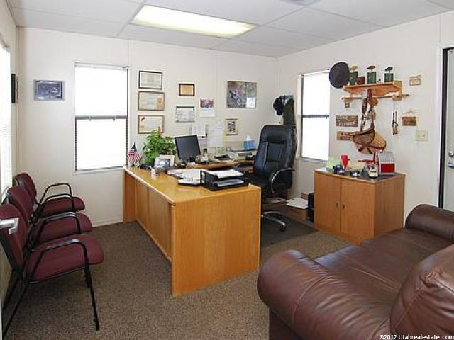 1720 N Main St E, Layton, UT 84041 — photo 11