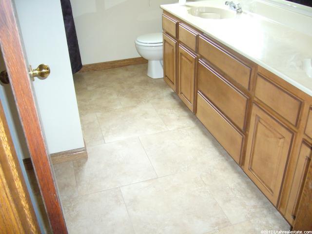 8936 S Shady Meadow Dr E, Sandy, UT 84093 — photo 12
