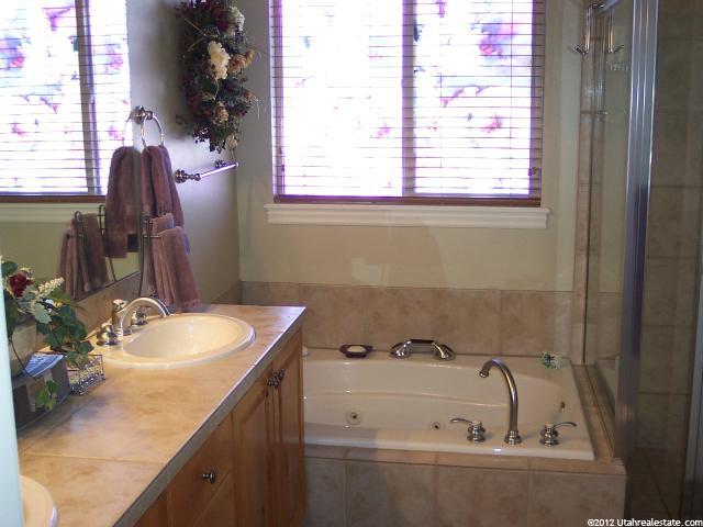397 E Sandy Oaks Dr, Sandy, UT 84070 — photo 6
