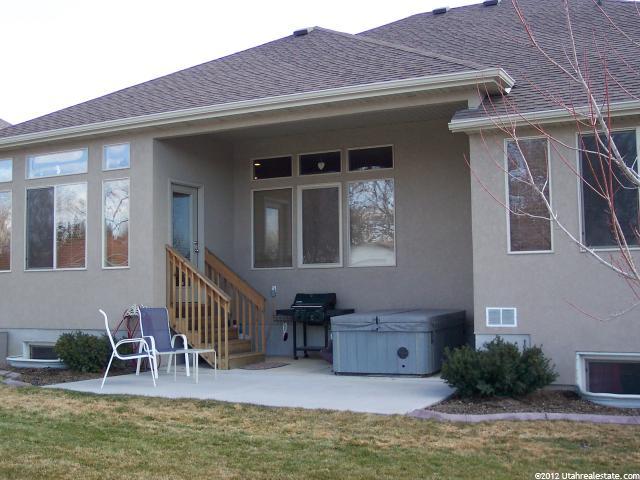 397 E Sandy Oaks Dr, Sandy, UT 84070 — photo 8