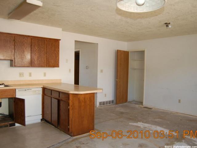 120 W 100 S #7, Tremonton, UT 84337 — photo 3