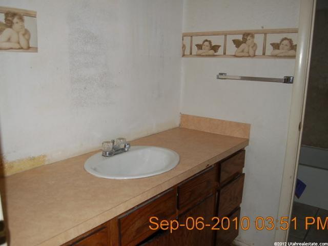 120 W 100 S #7, Tremonton, UT 84337 — photo 4