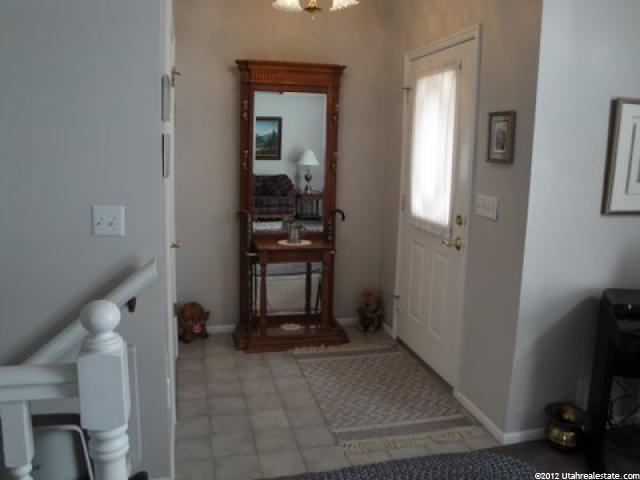 5750 S 1024 E, South Ogden, UT 84405 — photo 2