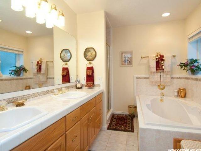 1762 E Whispering Oaks, Ogden, UT 84403 — photo 9