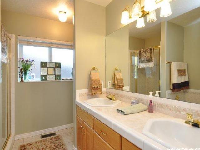 1762 E Whispering Oaks, Ogden, UT 84403 — photo 10