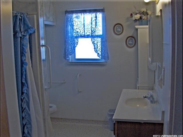 2015 E 4500 S, Delta, UT 84624 — photo 8