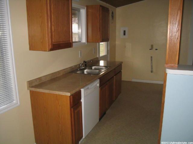 184 N Fowler, Ogden, UT 84404 — photo 4