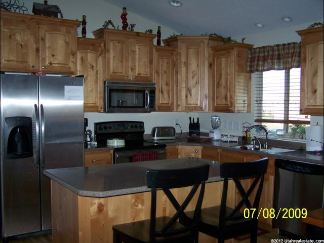 299 N 3050 W, Layton, UT 84041 — photo 3