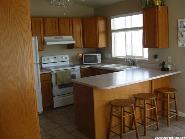 1368 N 100 W, Layton, UT 84041 — photo 6