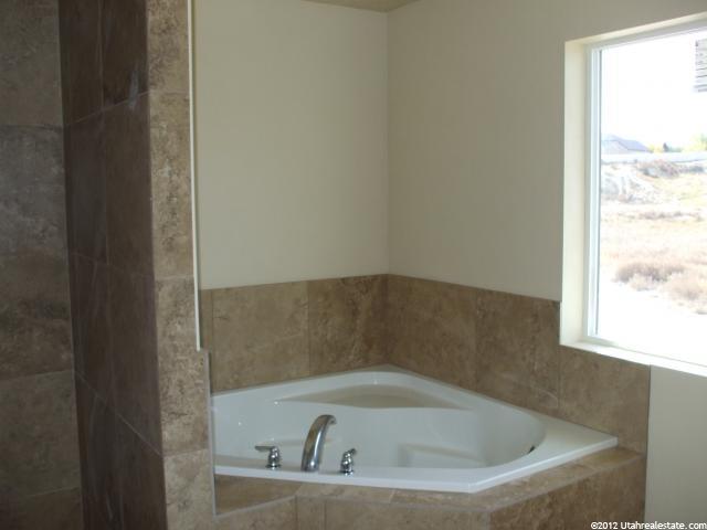 2807 S 400 W, Vernal, UT 84078 — photo 4