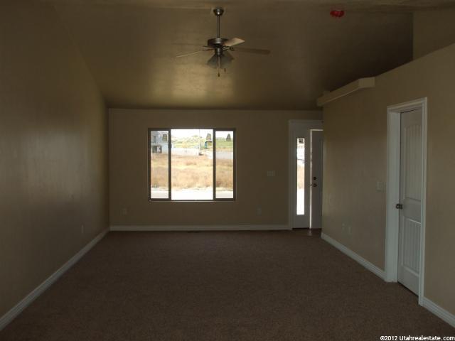 2813 S 400 W, Vernal, UT 84078 — photo 3