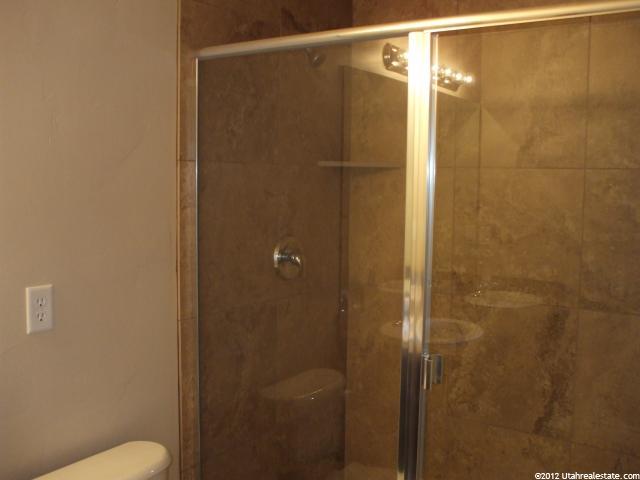 2813 S 400 W, Vernal, UT 84078 — photo 4