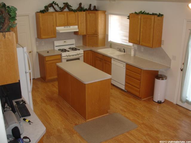 2888 N 1050 E, North Ogden, UT 84414 — photo 5