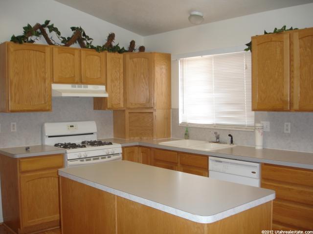 2888 N 1050 E, North Ogden, UT 84414 — photo 8