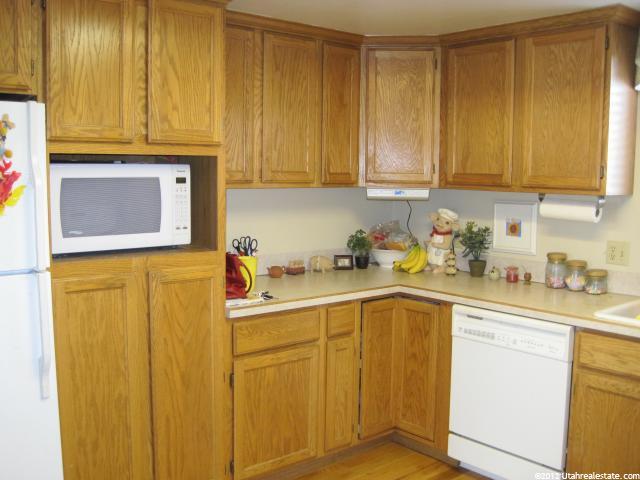330 S 450 St W, Layton, UT 84041 — photo 4