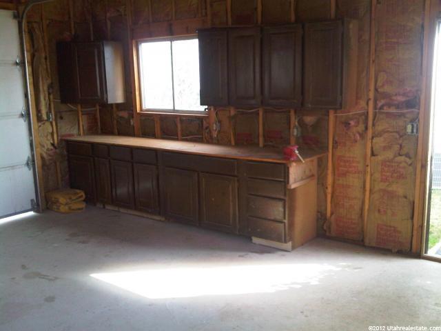 330 S 450 St W, Layton, UT 84041 — photo 6