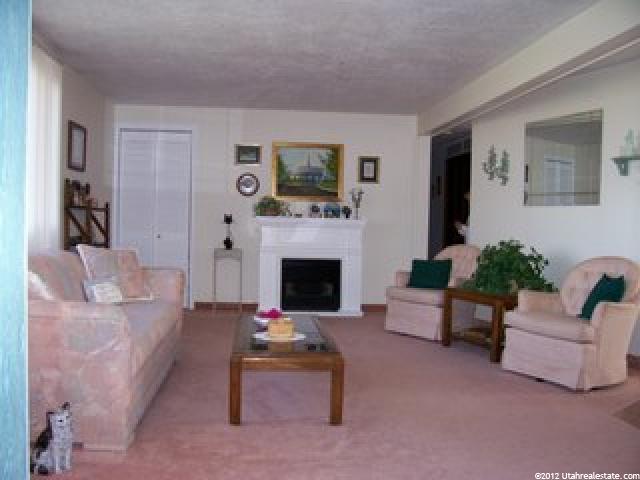 312 N 200 W, Hinckley, UT 84635 — photo 4