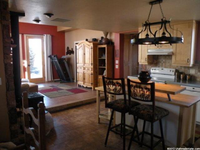 355 N 150 W, Torrey, UT 84775 — photo 3