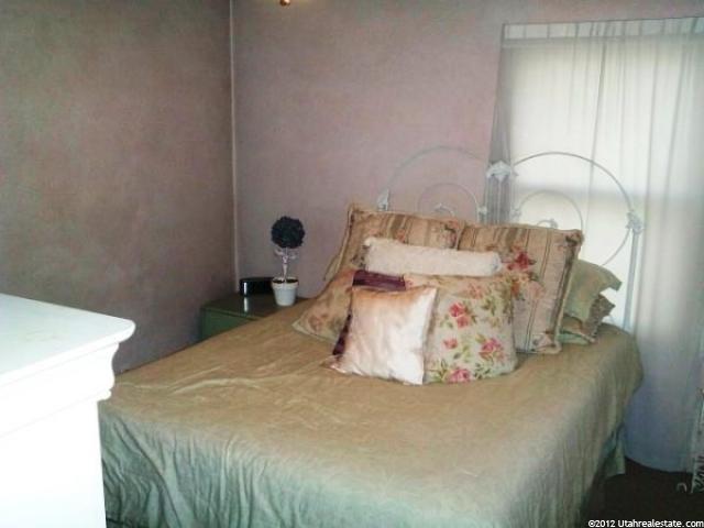806 W 3600 S, Bountiful, UT 84010 — photo 3
