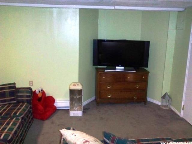806 W 3600 S, Bountiful, UT 84010 — photo 6