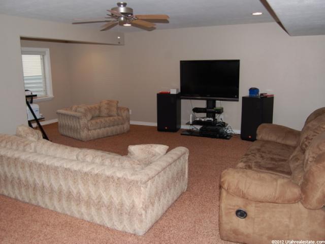8608 S 120 E, Sandy, UT 84070 — photo 9