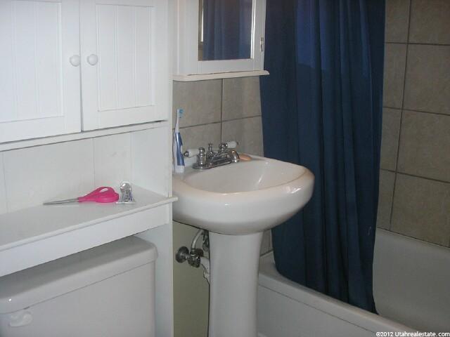 3887 Grandview Dr, Ogden, UT 84403 — photo 7