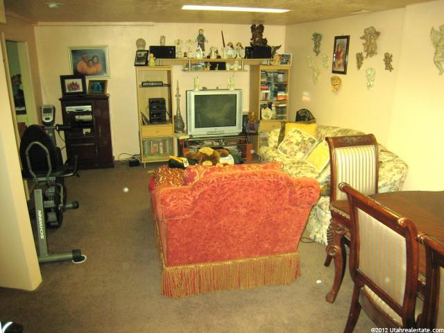 325 E 6220 S, Murray, UT 84107 — photo 8