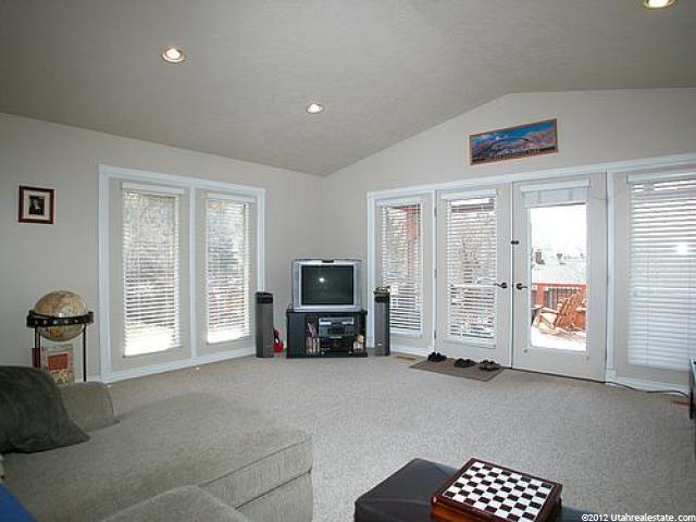 2110 E Pinecrest Ln S, Sandy, UT 84092 — photo 4