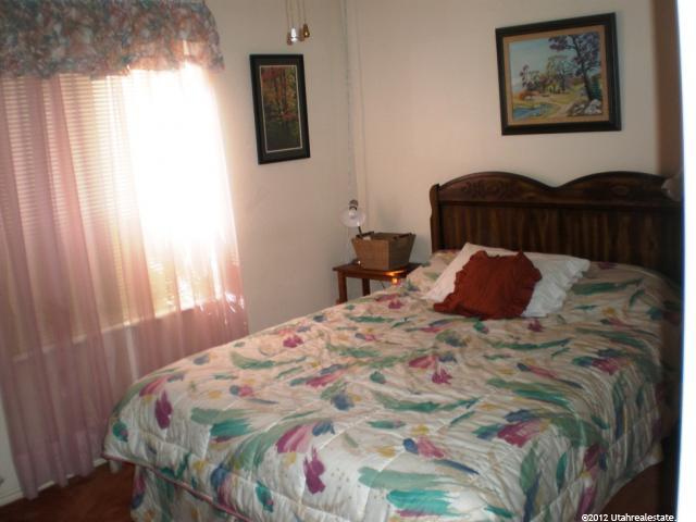 161 W 950 S, St. George, UT 84770 — photo 4