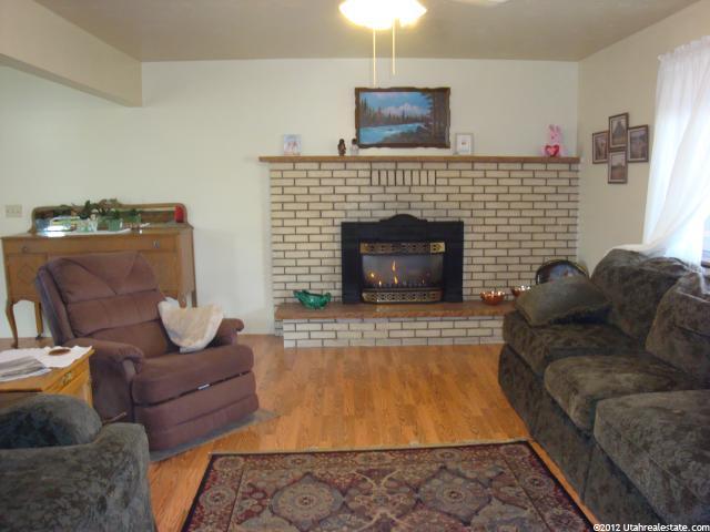 935 S 2100 W, Vernal, UT 84078 — photo 3