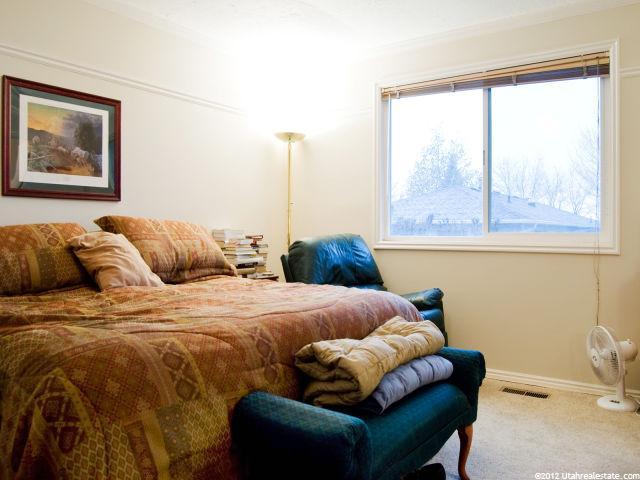 562 S 10 W, Farmington, UT 84025 — photo 8