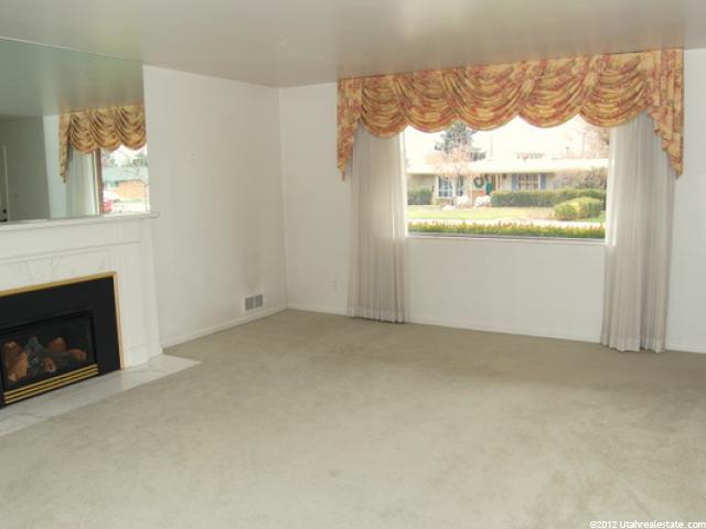 2035 E Waldo Dr, Holladay, UT 84117 — photo 2