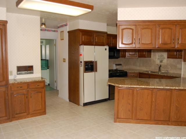 2035 E Waldo Dr, Holladay, UT 84117 — photo 3